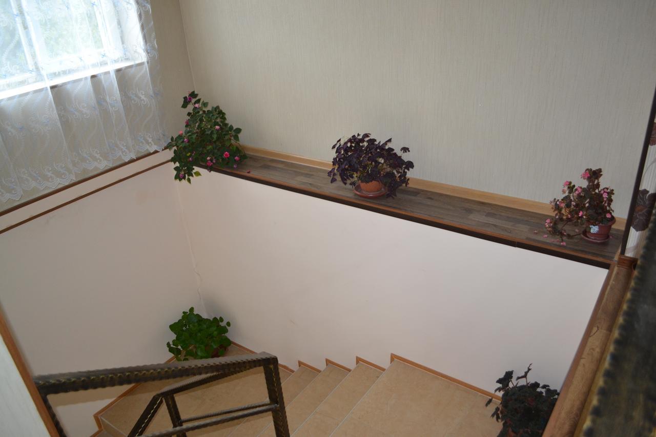 Martvili Newhotel Buitenkant foto