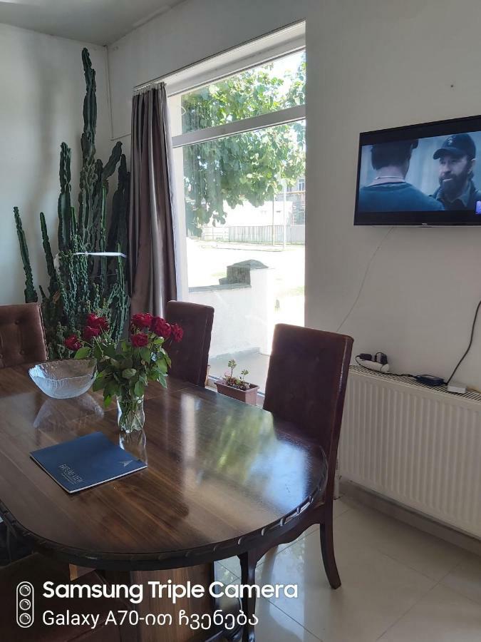 Martvili Newhotel Buitenkant foto